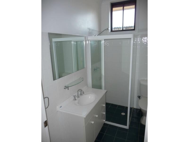 18 Hale Avenue, Nowra NSW 2541