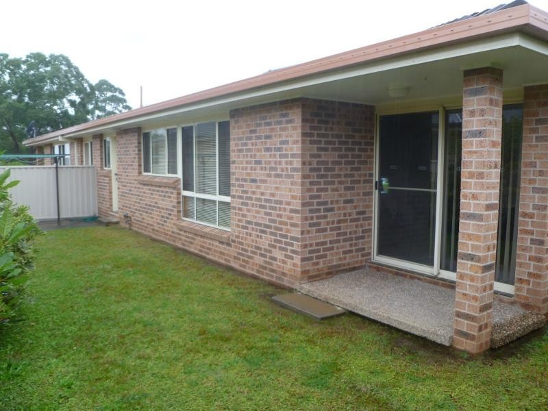 2/67 Lyndhurst Drive, Bomaderry NSW 2541