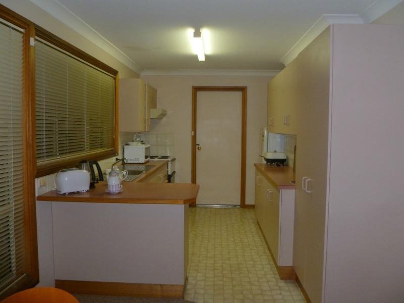 2/67 Lyndhurst Drive, Bomaderry NSW 2541