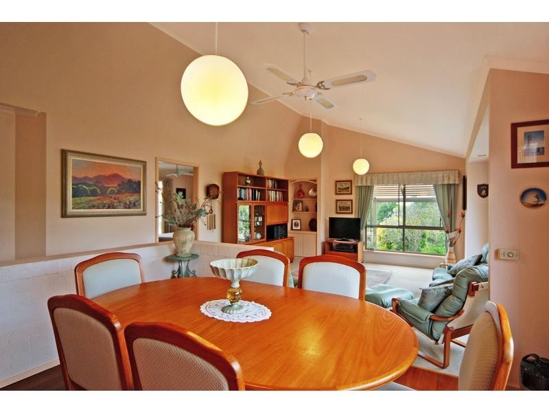 6 Nunkeri Place, North Nowra NSW 2541