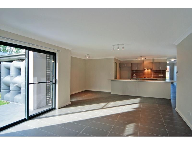 36 Blue Bell Way, Worrigee NSW 2540