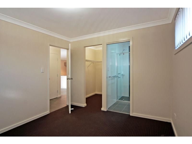 36 Blue Bell Way, Worrigee NSW 2540