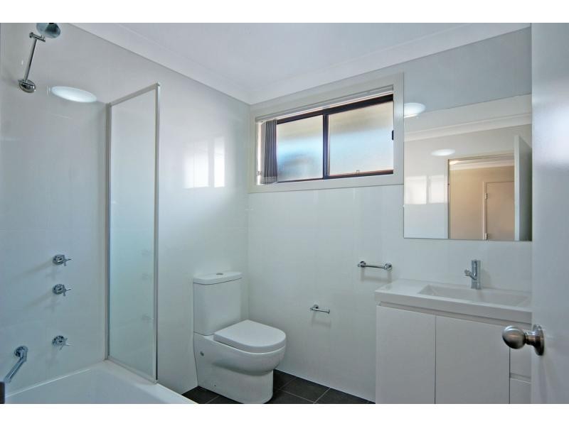 36 Blue Bell Way, Worrigee NSW 2540