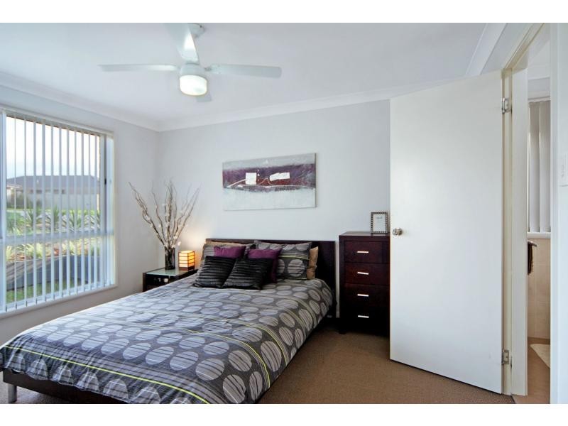 20 Blue Bell Way, Worrigee NSW 2540