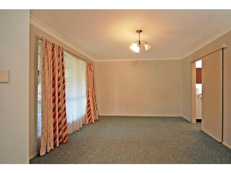 2 Crawford Drive, North Nowra NSW 2541