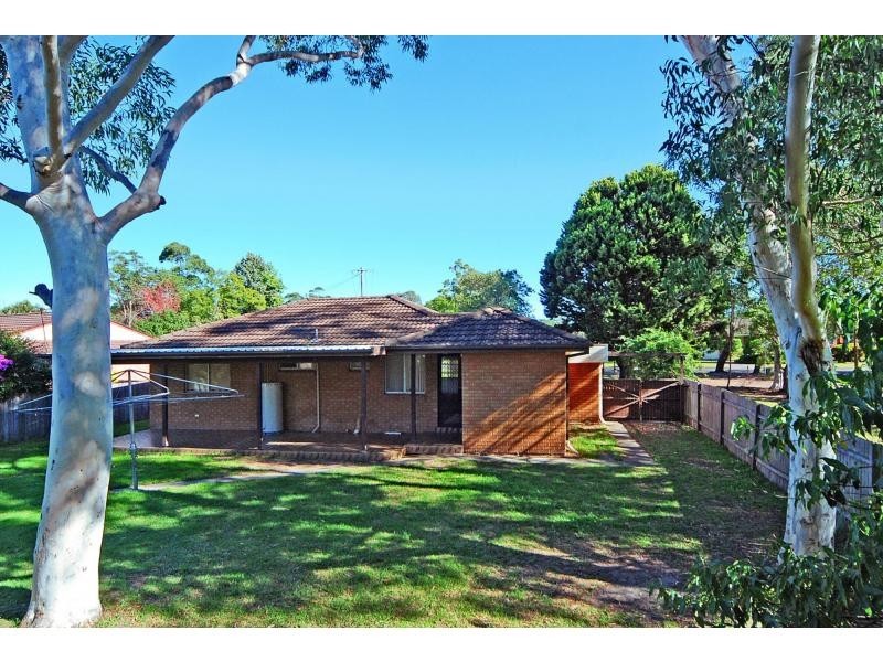 2 Crawford Drive, North Nowra NSW 2541