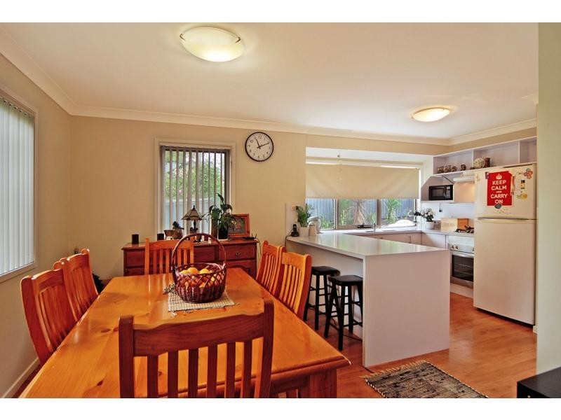 6/33 Lynburn Avenue, Bomaderry NSW 2541