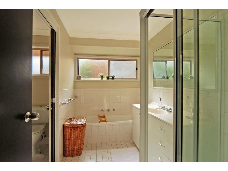 6/33 Lynburn Avenue, Bomaderry NSW 2541