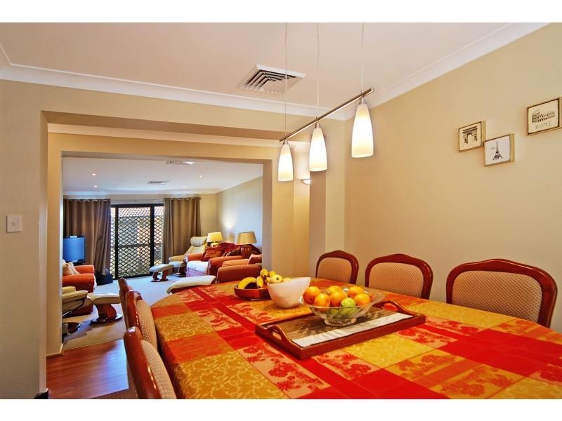 13 Lacebark Grove, Worrigee NSW 2540