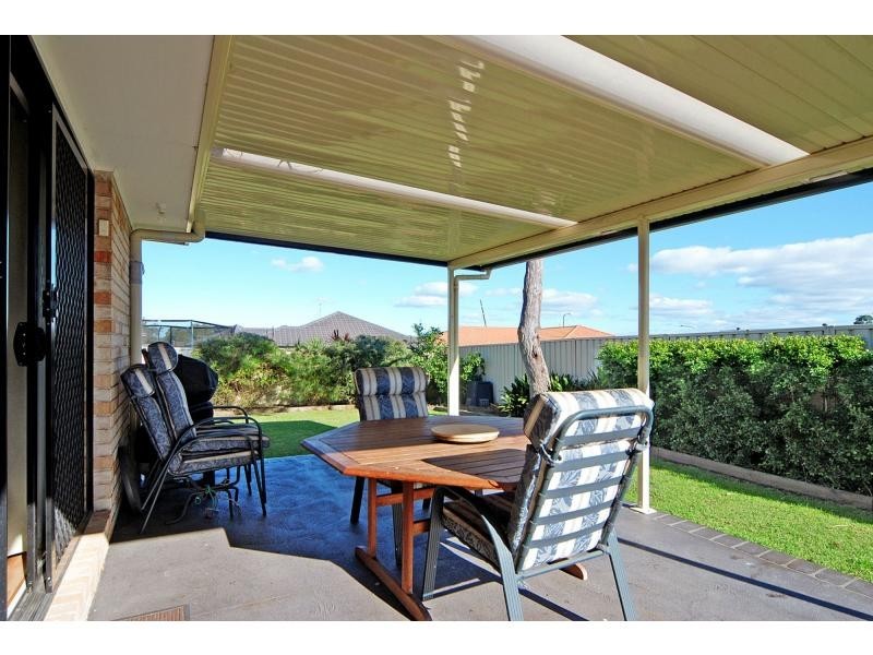 13 Lacebark Grove, Worrigee NSW 2540