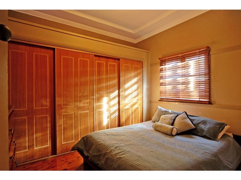 76 Shoalhaven Street, Nowra NSW 2541