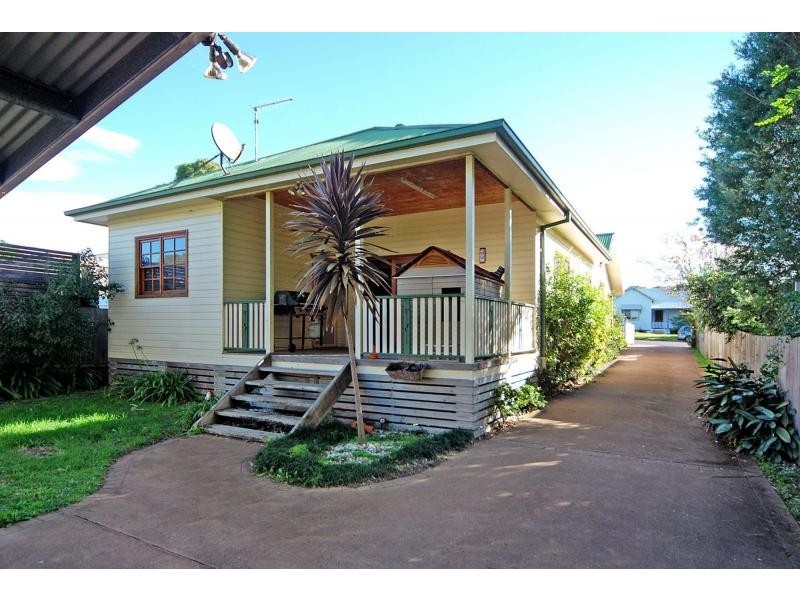 76 Shoalhaven Street, Nowra NSW 2541