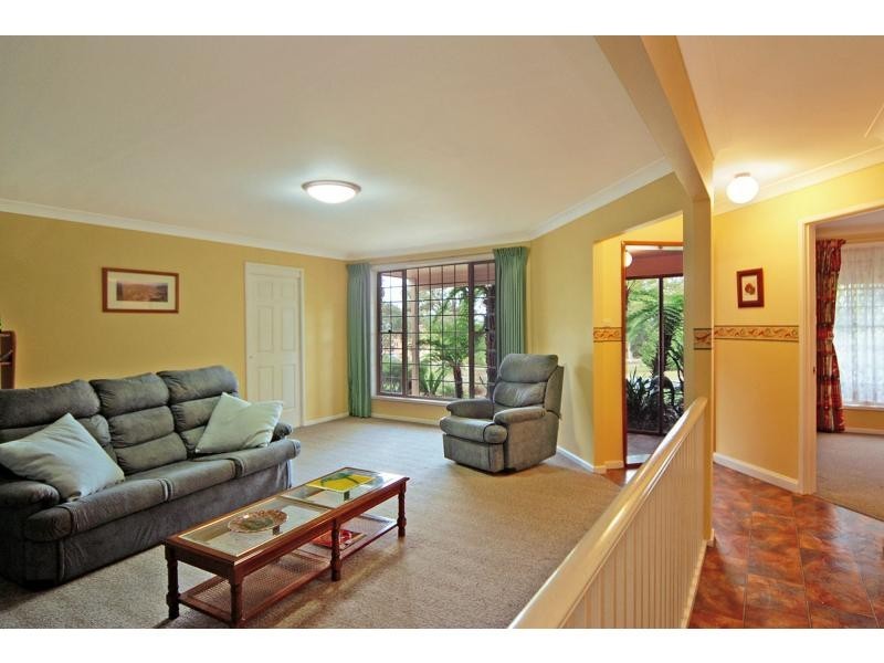 15 Asteria Street, Worrigee NSW 2540