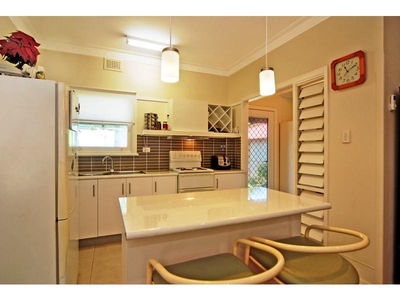 16 Morton Parade, Nowra NSW 2541