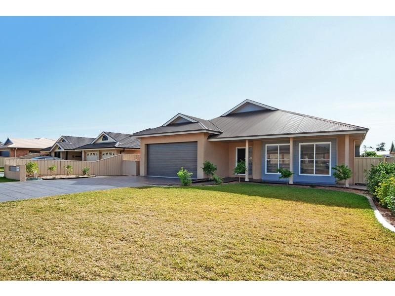 7 Coral Gum Court, Worrigee NSW 2540