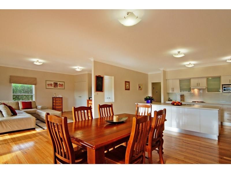 7 Coral Gum Court, Worrigee NSW 2540