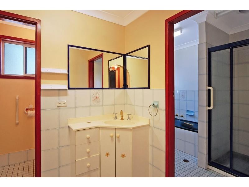 80 Albert Street, Nowra NSW 2541