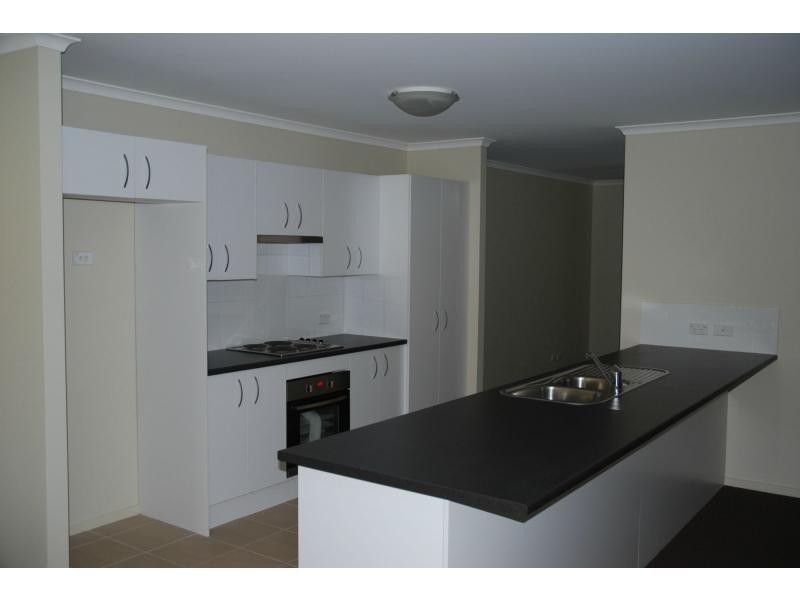 31 Depot Road, West Nowra NSW 2541
