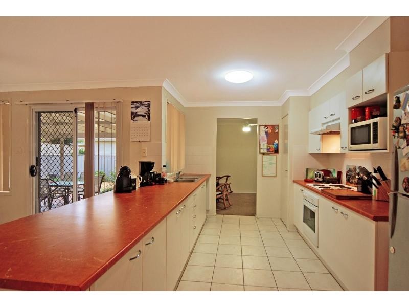 30 Gardenia Crescent, Bomaderry NSW 2541