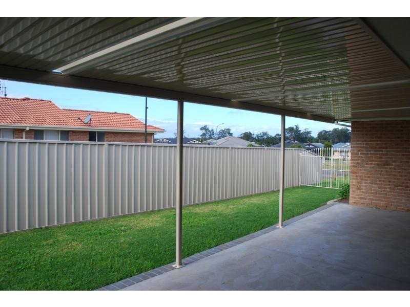 18 Mintbush Crescent, Worrigee NSW 2540
