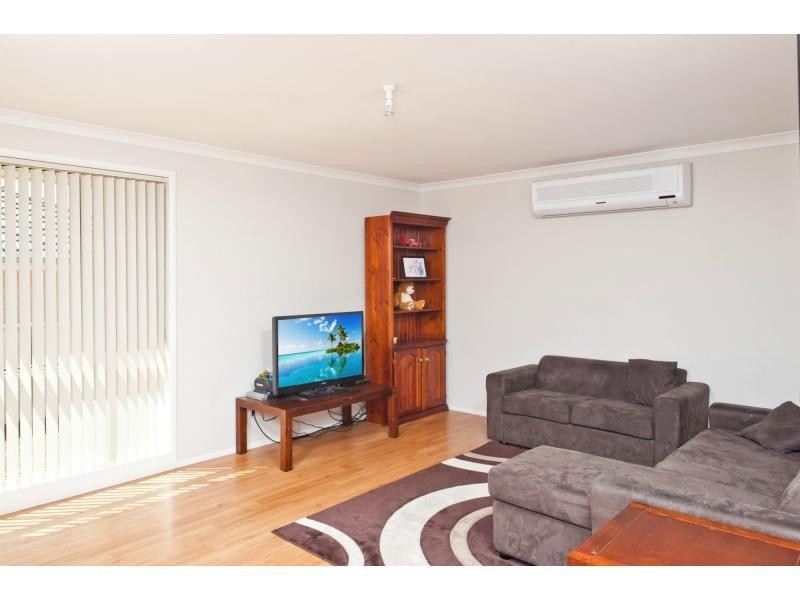 19 Kardella Avenue, Nowra NSW 2541