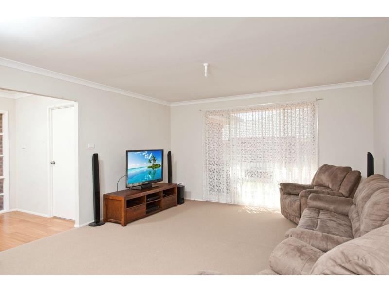 19 Kardella Avenue, Nowra NSW 2541