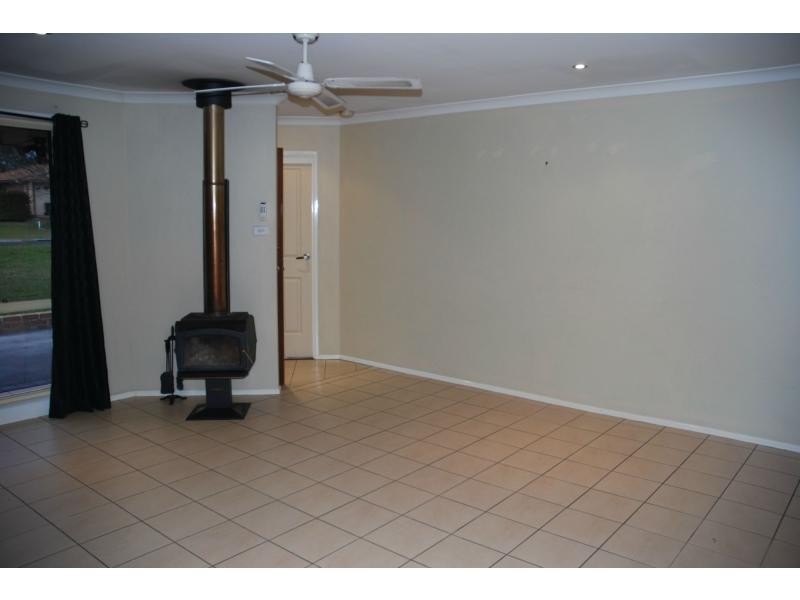 1 Lightwood Drive, West Nowra NSW 2541