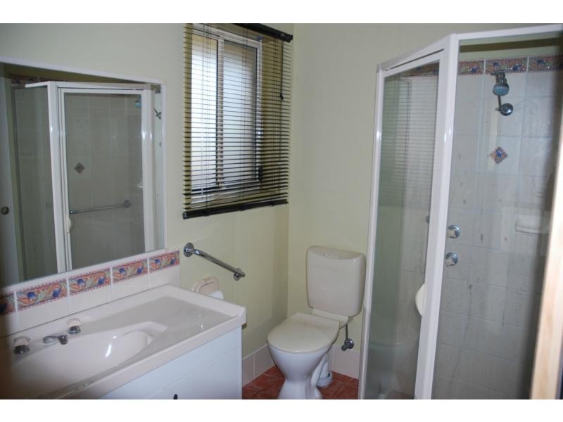 1 Lightwood Drive, West Nowra NSW 2541