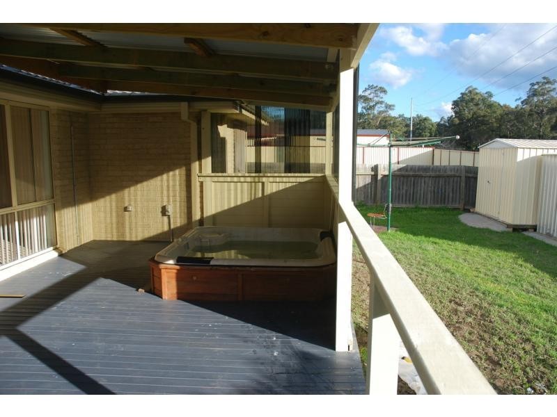 1 Lightwood Drive, West Nowra NSW 2541