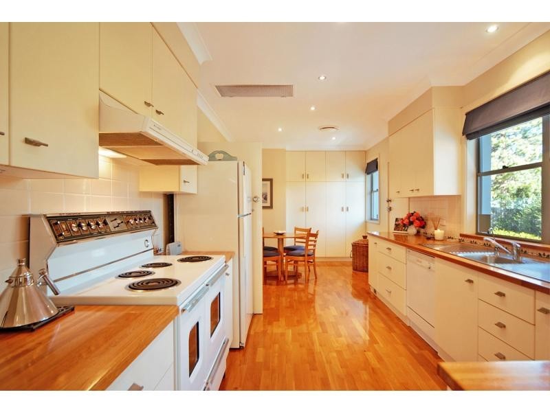282-284 Illaroo Road, North Nowra NSW 2541