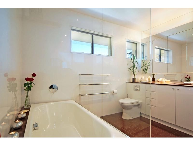 282-284 Illaroo Road, North Nowra NSW 2541
