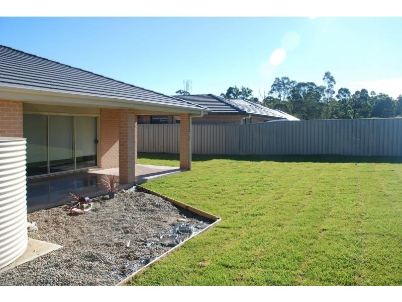 12 Somerset Avenue, South Nowra NSW 2541