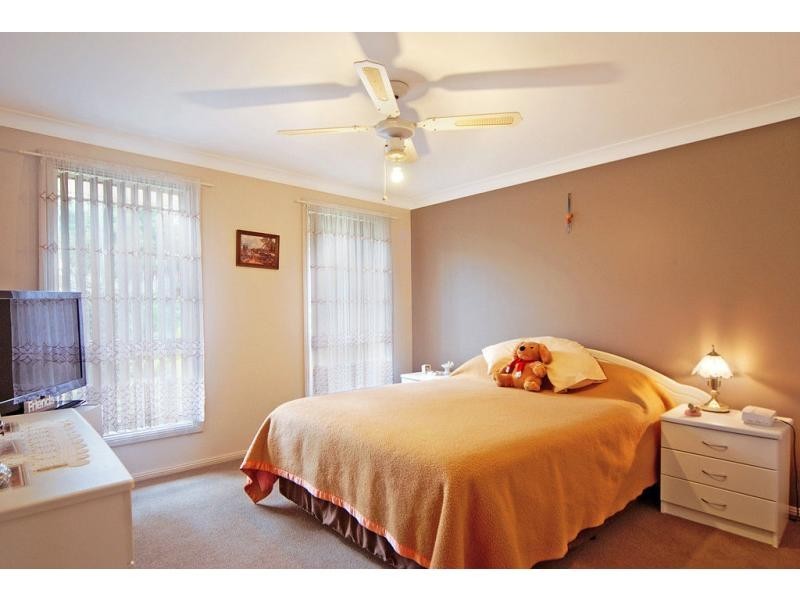 1/4 Karowa Street, Bomaderry NSW 2541