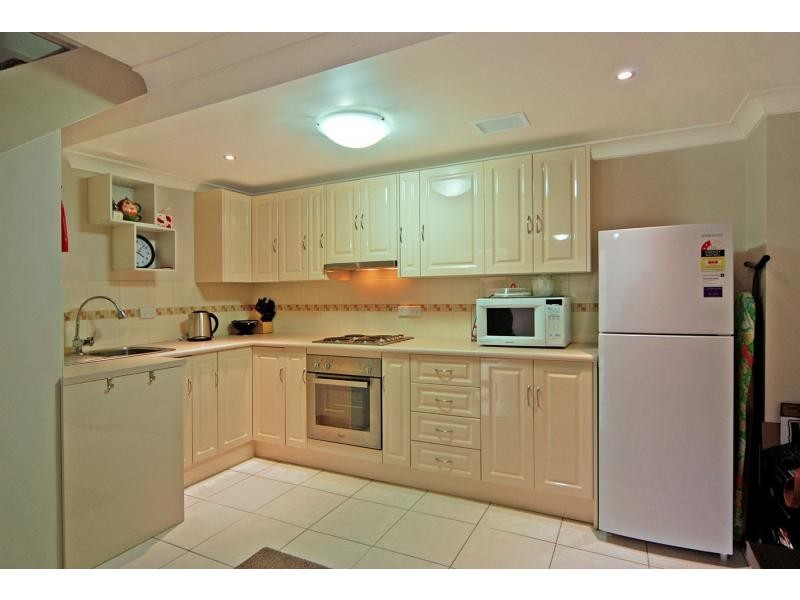 4/6 Campbell Place, Nowra NSW 2541