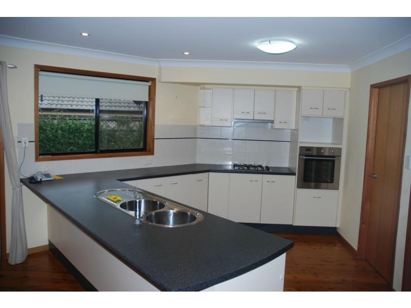 4 Mcternan Place, Worrigee NSW 2540
