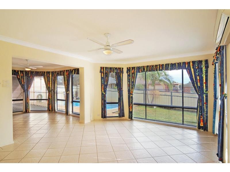 32 The Garden Walk, Worrigee NSW 2540