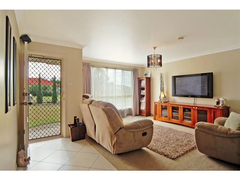 21 Hermes Crescent, Worrigee NSW 2540