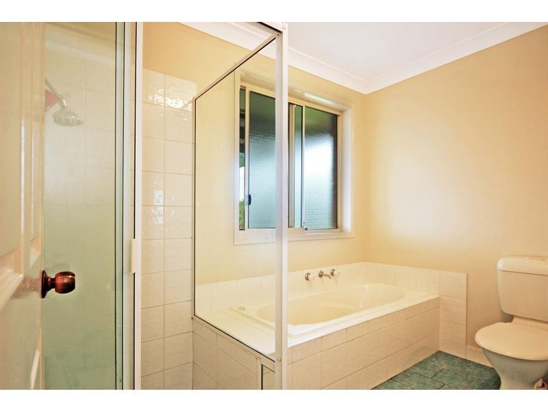 21 Hermes Crescent, Worrigee NSW 2540
