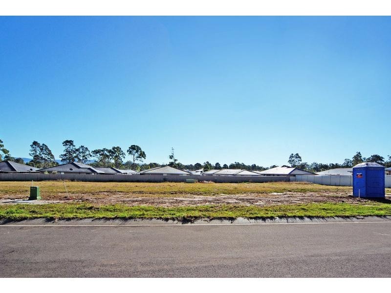 208 Denbigh Place, South Nowra NSW 2541