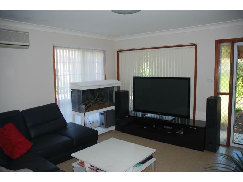 1/17 Wilari Close, Bomaderry NSW 2541