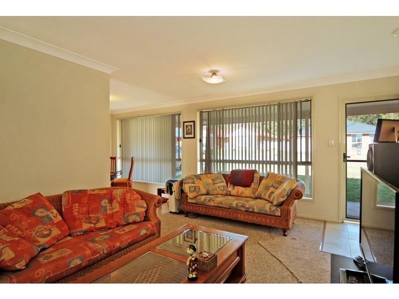 8 Denbigh Place, South Nowra NSW 2541