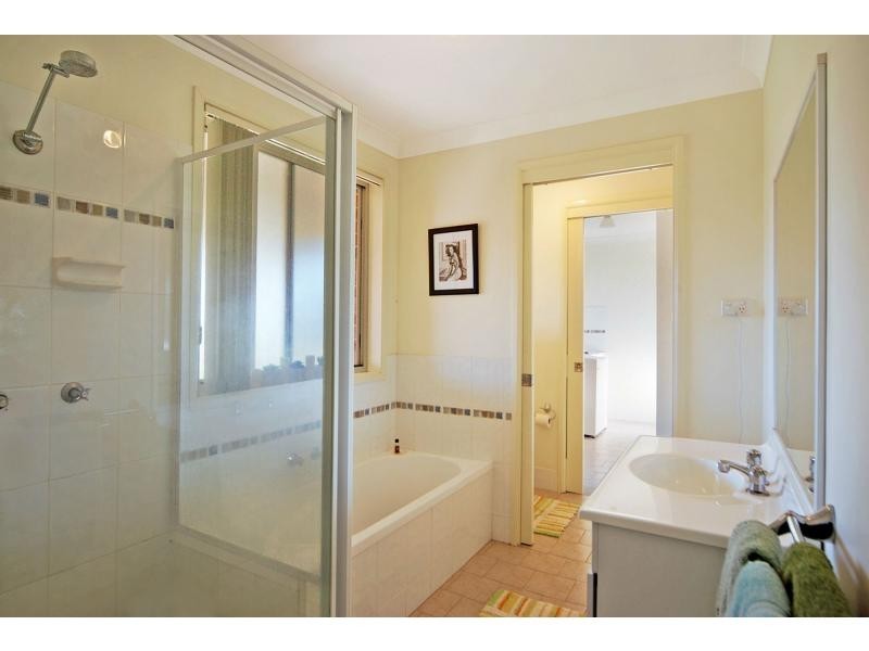 8 Denbigh Place, South Nowra NSW 2541