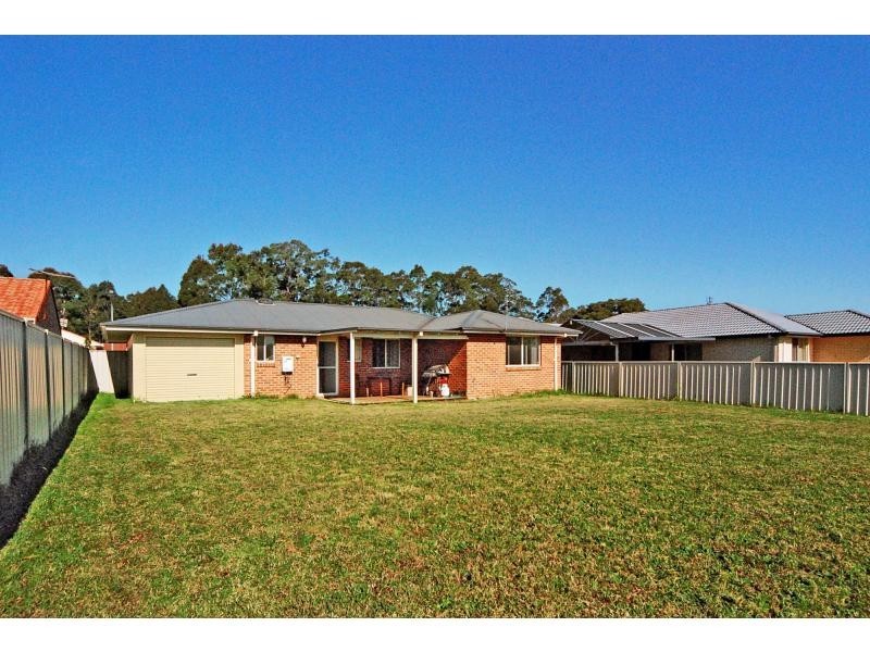 8 Denbigh Place, South Nowra NSW 2541