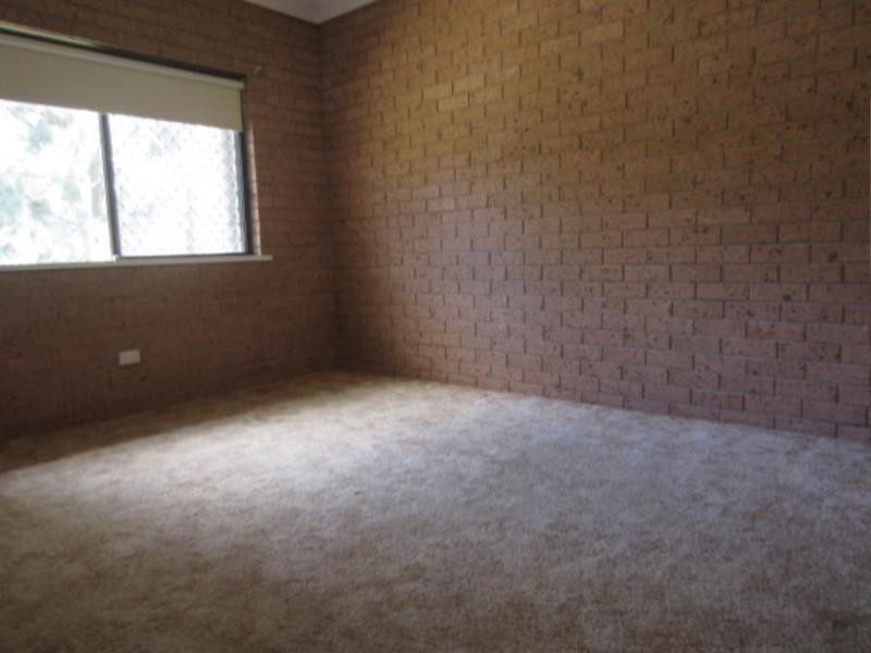 2/100 Kalandar Street, Nowra NSW 2541