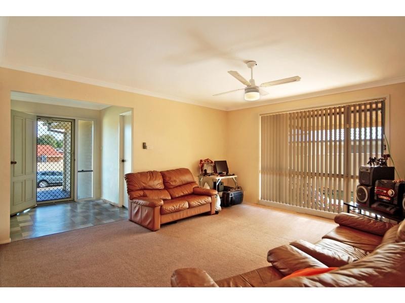 20 Burradoo Crescent, Nowra NSW 2541