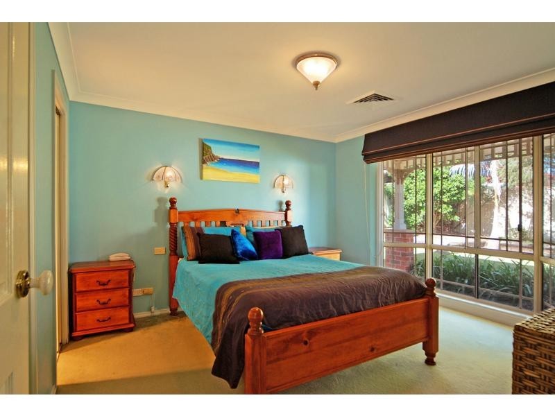 5 Robinia Way, Worrigee NSW 2540