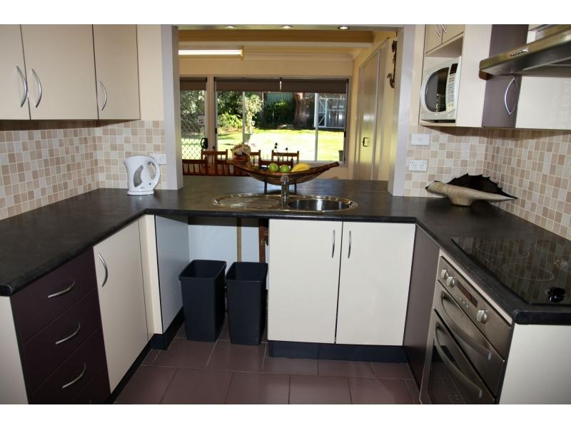 69 Salisbury Drive, Nowra NSW 2541