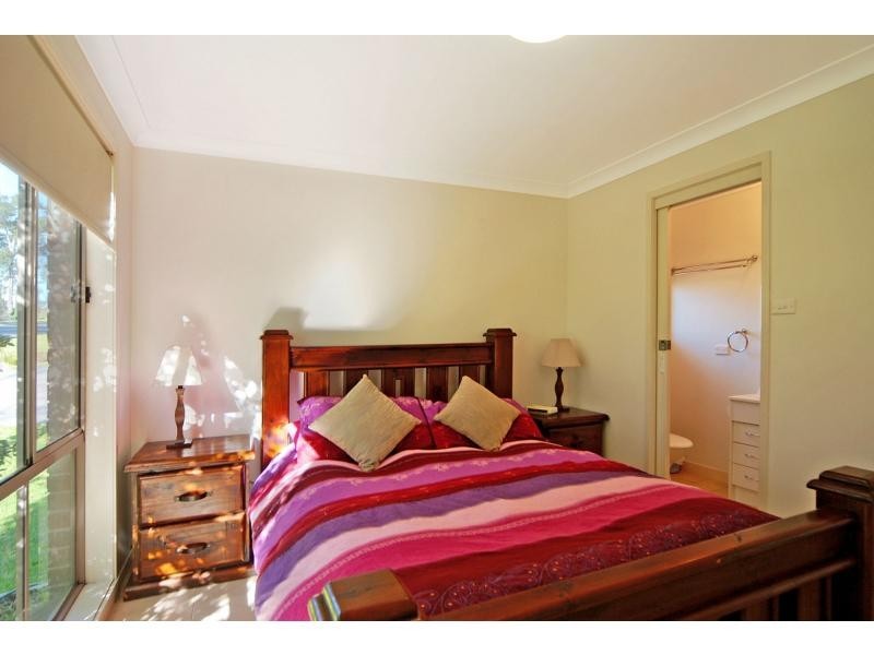 17 Peppermint Drive, Worrigee NSW 2540