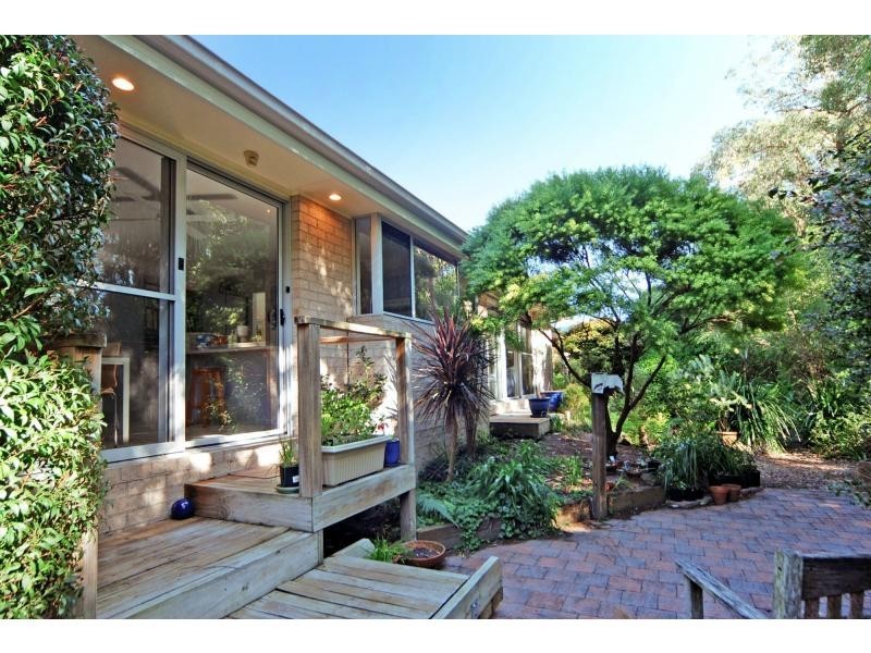 17 Mahogany Place, North Nowra NSW 2541