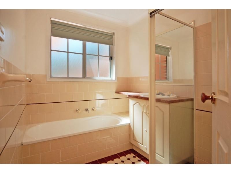 6/7 Hamilton Place, Bomaderry NSW 2541
